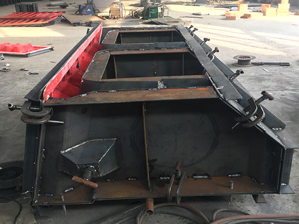 生態(tài)框護(hù)坡模具 生態(tài)框護(hù)坡模具